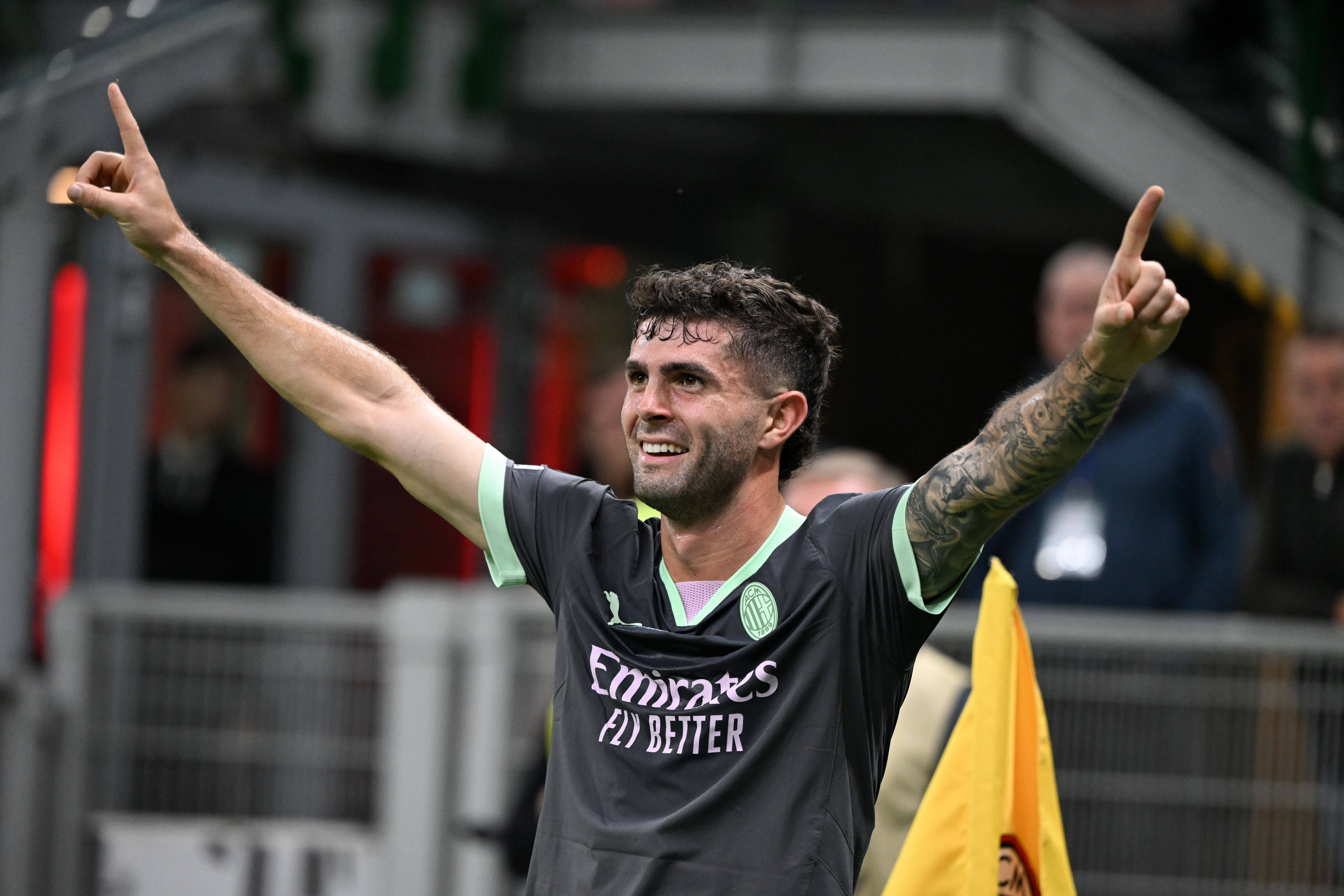 斯图加特主场告捷,壮怀激烈 斯图加特主场告捷,壮怀激烈