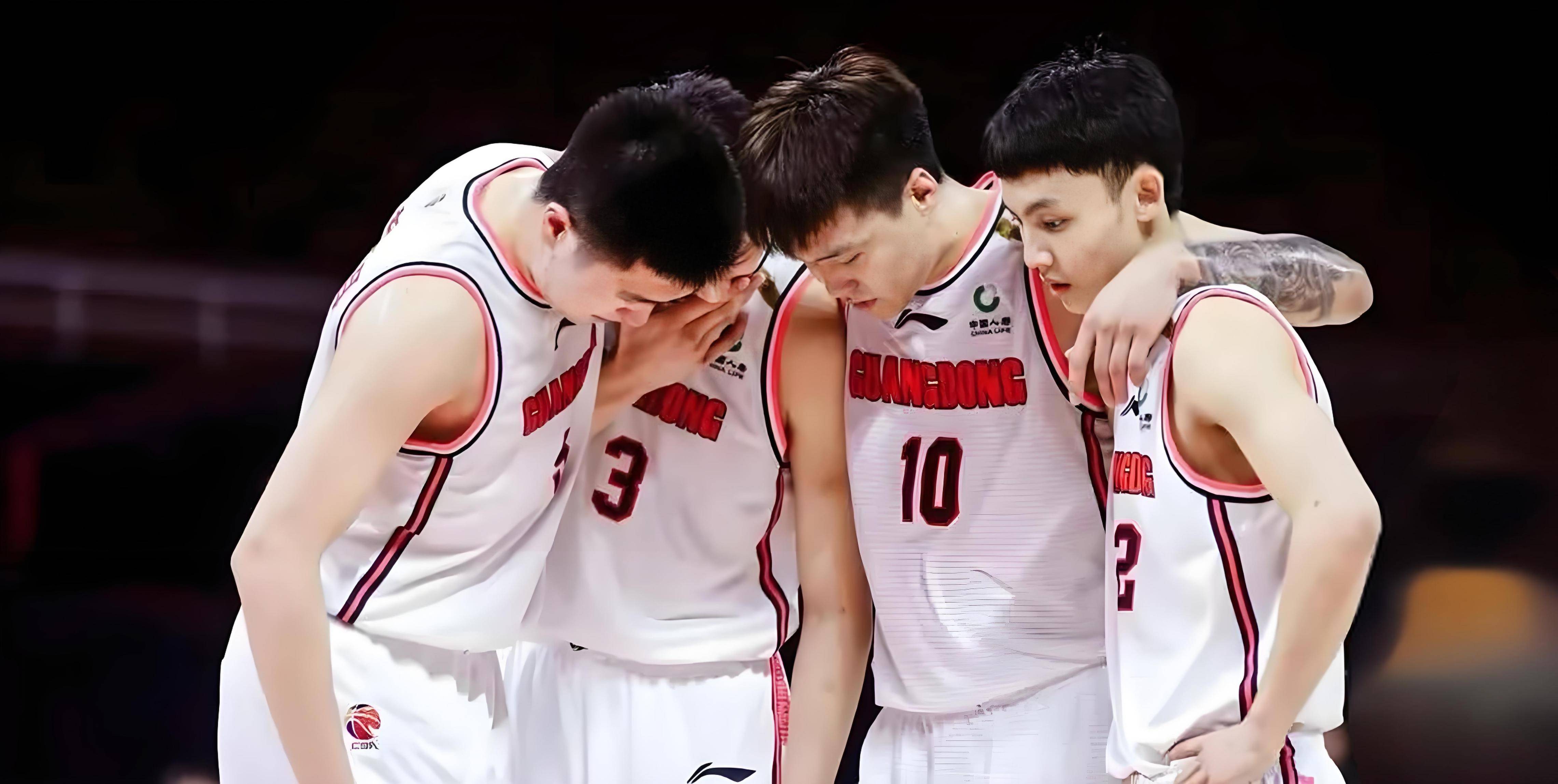 辽宁男篮紧咬比分,获得几近失利 辽宁男篮紧咬比分,获得几近失利