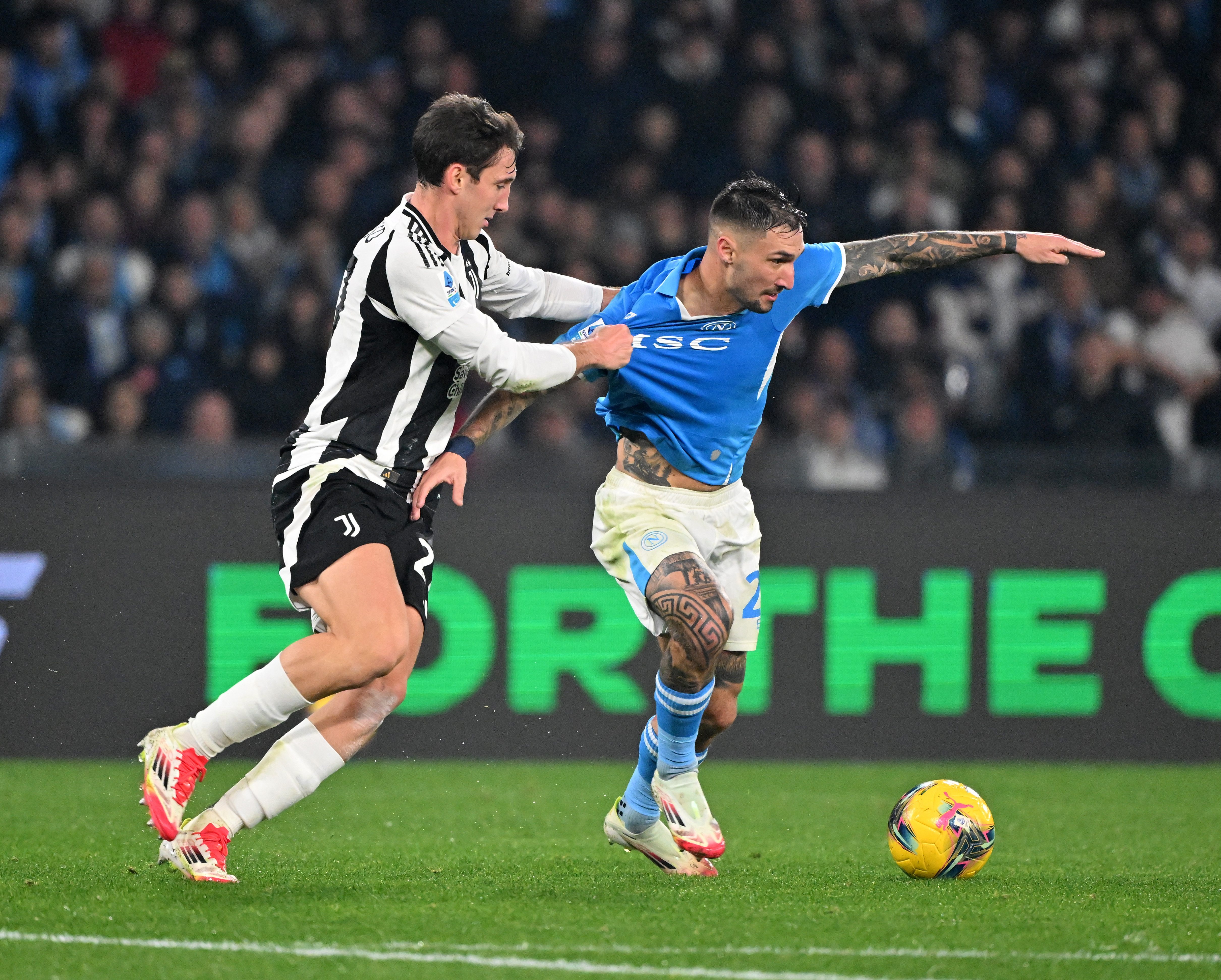 那不勒斯正在备战下一场重要比赛 那不勒斯正在备战下一场重要比赛